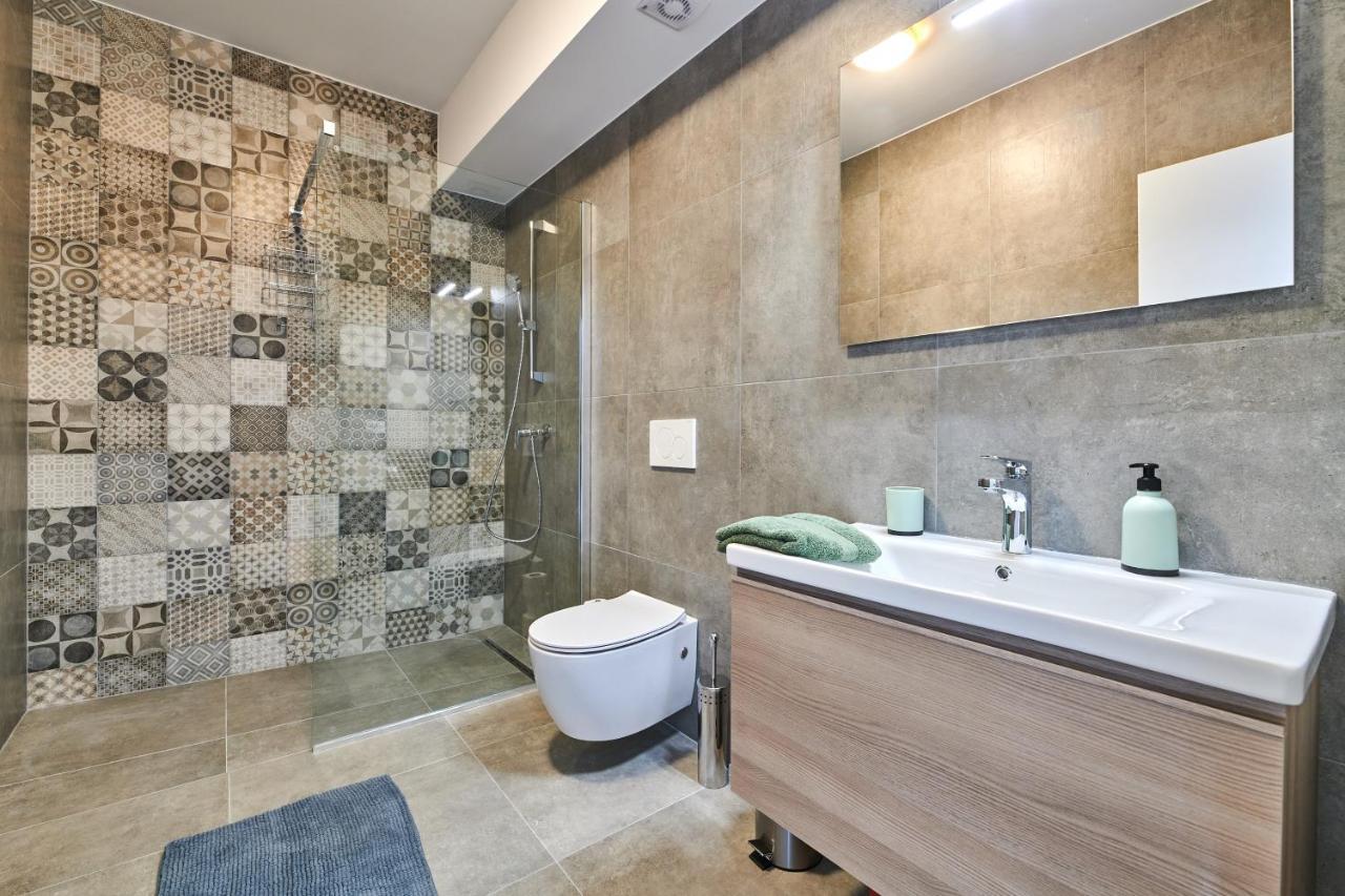 Apartmani Ivana Umago Esterno foto